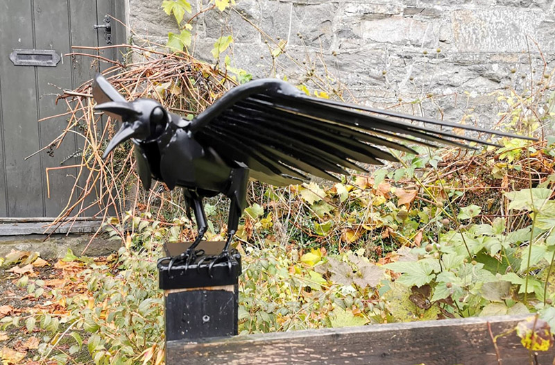 Spike Blackhurst animal-sculptures commissions